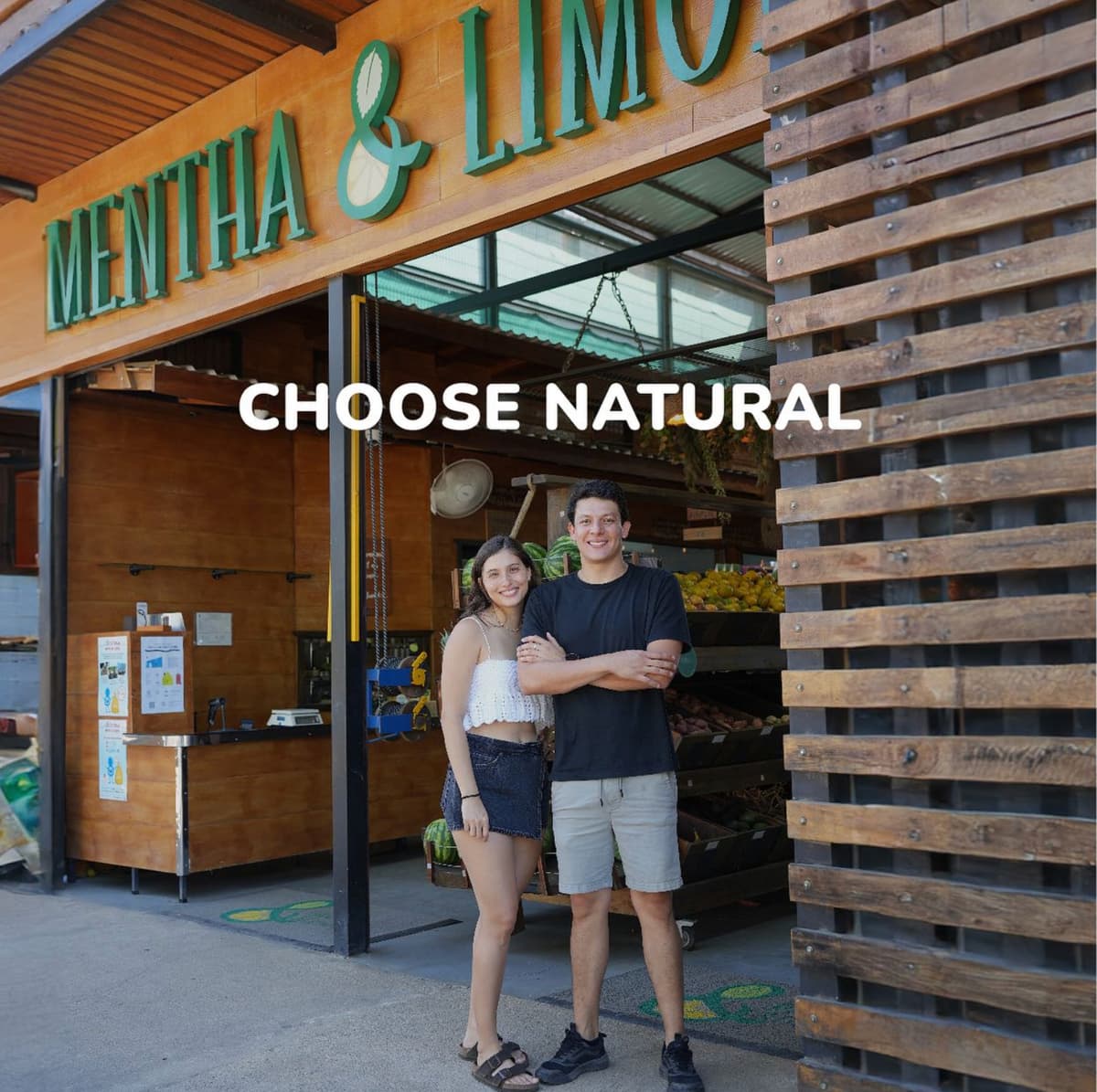 Mentha & Limón Storefront with Owners